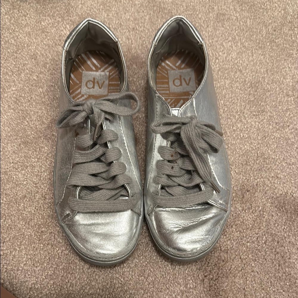 DV by Dolce Vita Silver Low-Top Sneakers